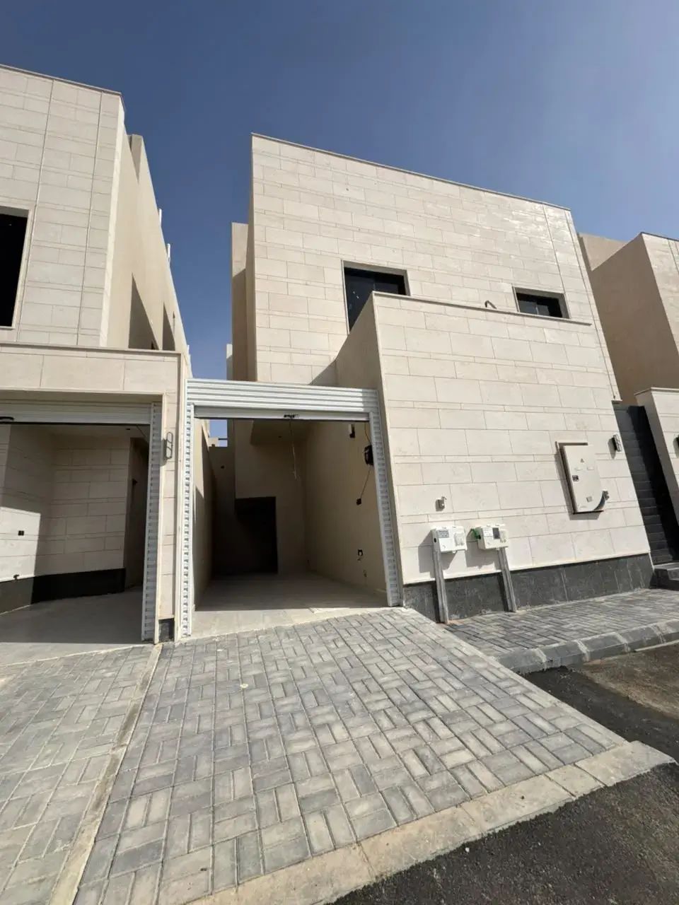 Apartment for sale in Ar Rimal