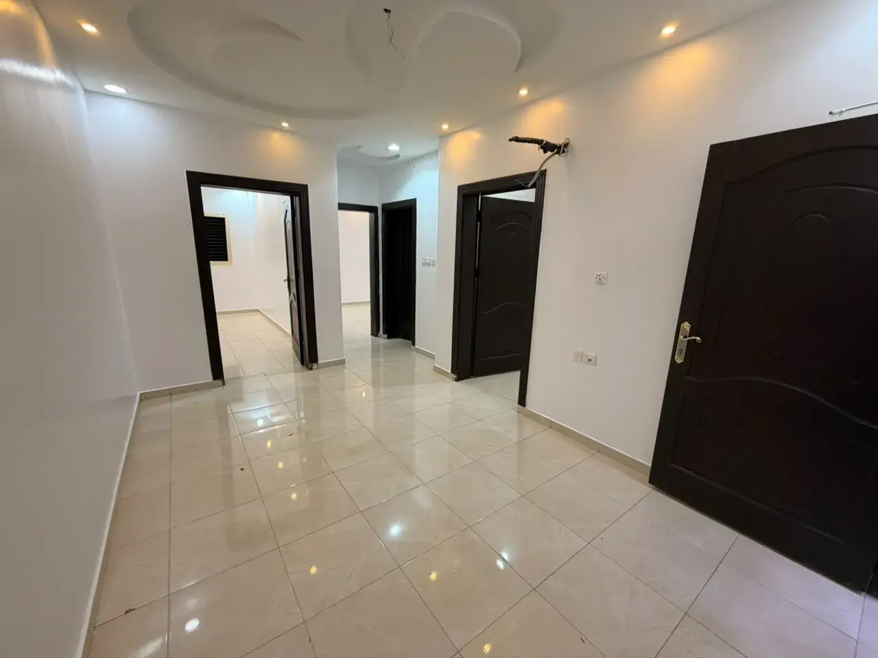 عمارة للإيجار في حي الكوثر - مكة