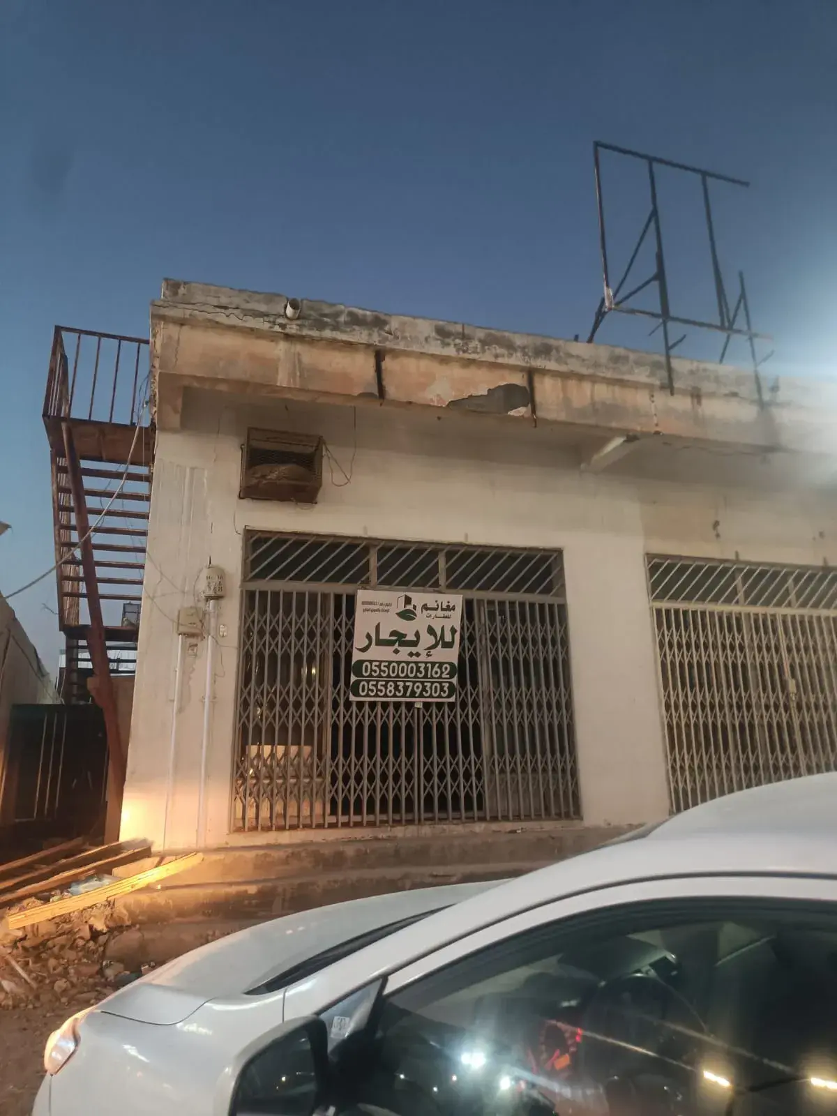 معرض للإيجار في حي الباطن - حفر الباطن