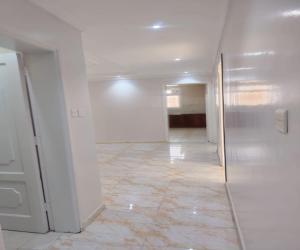 عمارة للإيجار  في  تبوك حي الحمراء