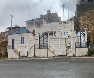 فيلا للبيع  في  الباحة حي الواحة