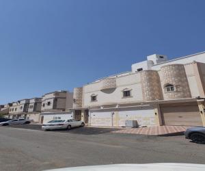 عمارة للبيع  في  جدة حي الفلاح