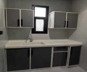 شقَّة صغيرة (استوديو) للإيجار  في  جدة حي الصفاء