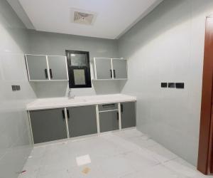شقَّة صغيرة (استوديو) للإيجار  في  جدة حي الصفاء