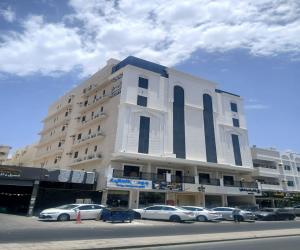 معرض للإيجار  في  جدة حي البوادي
