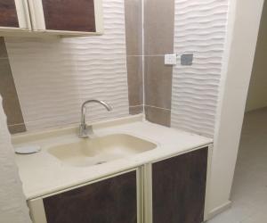 عمارة للبيع  في  الدمام حي الخليج