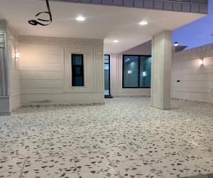 فيلا للبيع  في  الدمام حي ضاحية الملك فهد