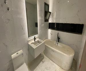 فيلا للبيع  في  الدمام حي ضاحية الملك فهد