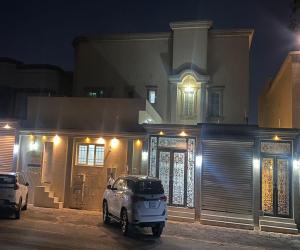 دور للبيع  في  الدمام حي الشعلة