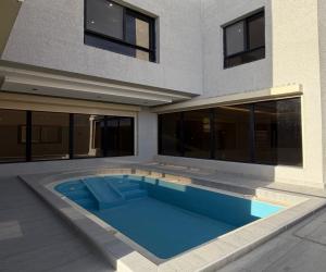 فيلا للبيع  في  الدمام حي السيف