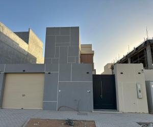 فيلا للإيجار  في  الرياض حي عريض