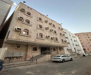 عمارة للإيجار  في  مكة المكرمة حي الجامعة