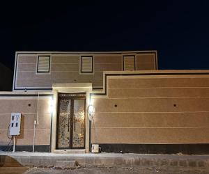 دور للبيع  في  المدينة المنورة حي العزيزية