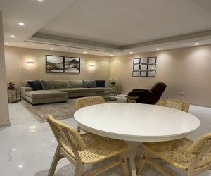 شقة للإيجار  في  الرياض حي الرائد