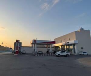 محطة للبيع  في  عرعر حي المطار