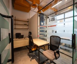 مكتب للإيجار  في  الرياض حي السويدي