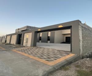 فيلا للبيع  في  القطيف حي النهضة