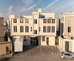 عمارة للبيع  في  الدمام حي ضاحية الملك فهد